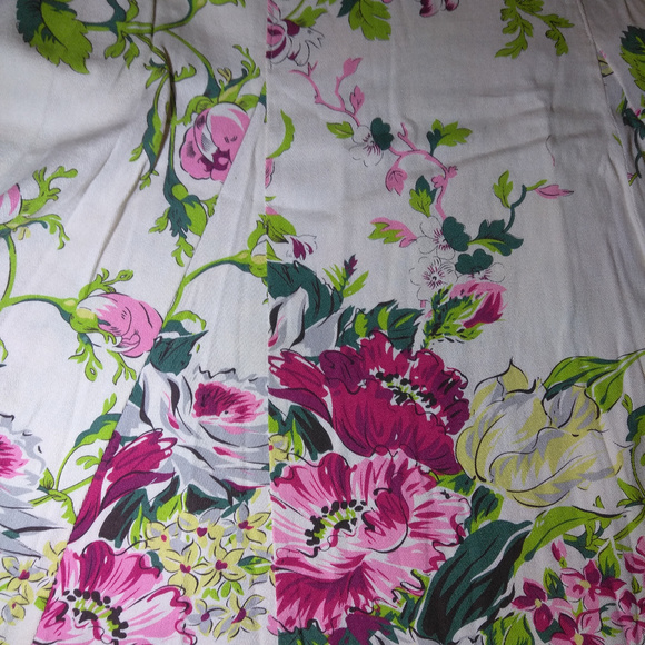 Beautiful cabi Spring 2011 Floral O'Hara Skirt NWT - Picture 4 of 7